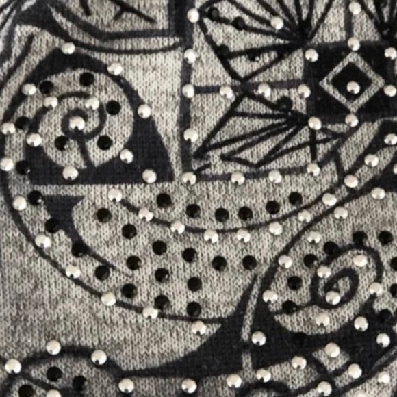 Style & Co. women’s zip up sweater/jacket. Size L.  Black and gray - Picture 4 of 5